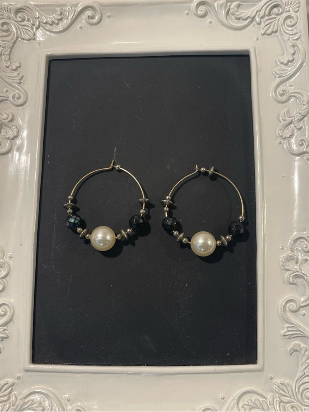 Gold Hoop Earrings with Black Beads and Pearl Accent